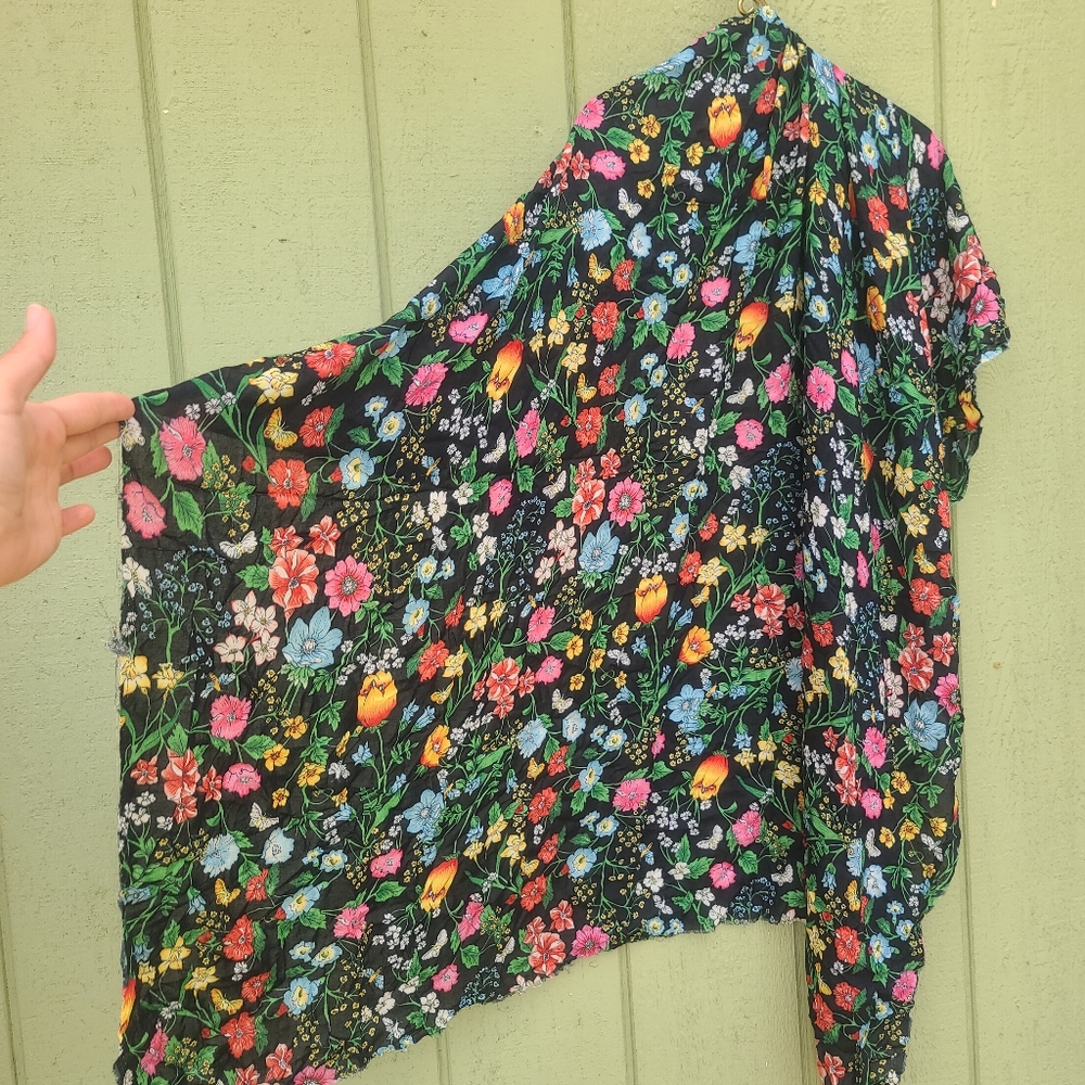 NWT Spell Sample Black Sayulita Floral Fabric 60"x45" sarong scarf black floral